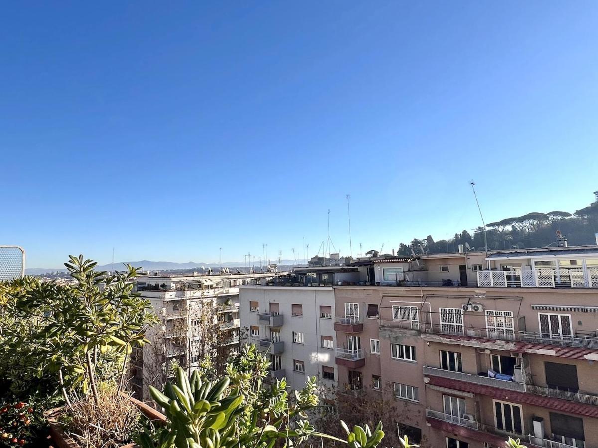 The Terrace At Vatican Rom